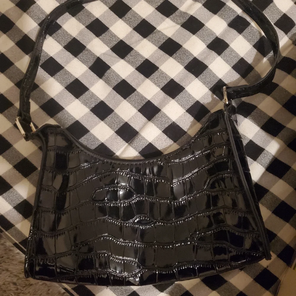 Purse - Picture 2 of 2